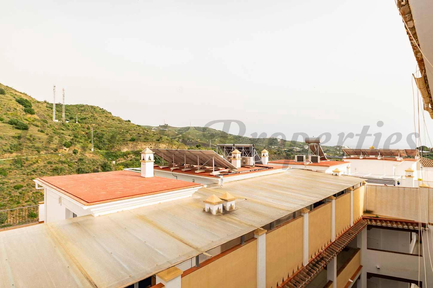 3 makuuhuone Huoneisto myytävänä paikassa Torrox - 210 000 € (Ref: 9775920)