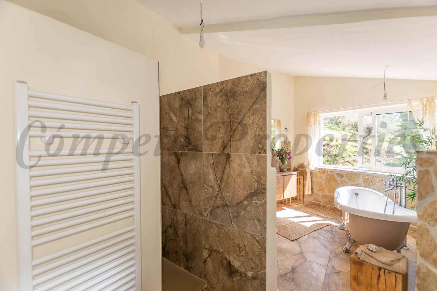 3 sovrum Villa till salu i Competa med pool garage - 1 100 000 € (Ref: 9787604)