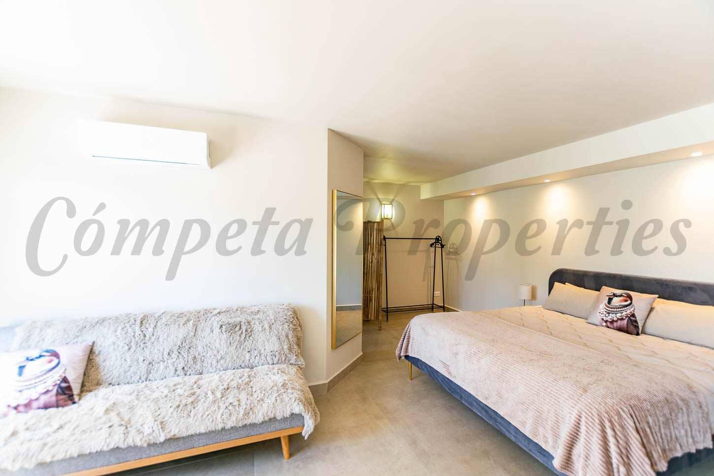 7 chambre Villa/Maison à vendre à Competa avec piscine garage - 1 285 000 € (Ref: 9787608)