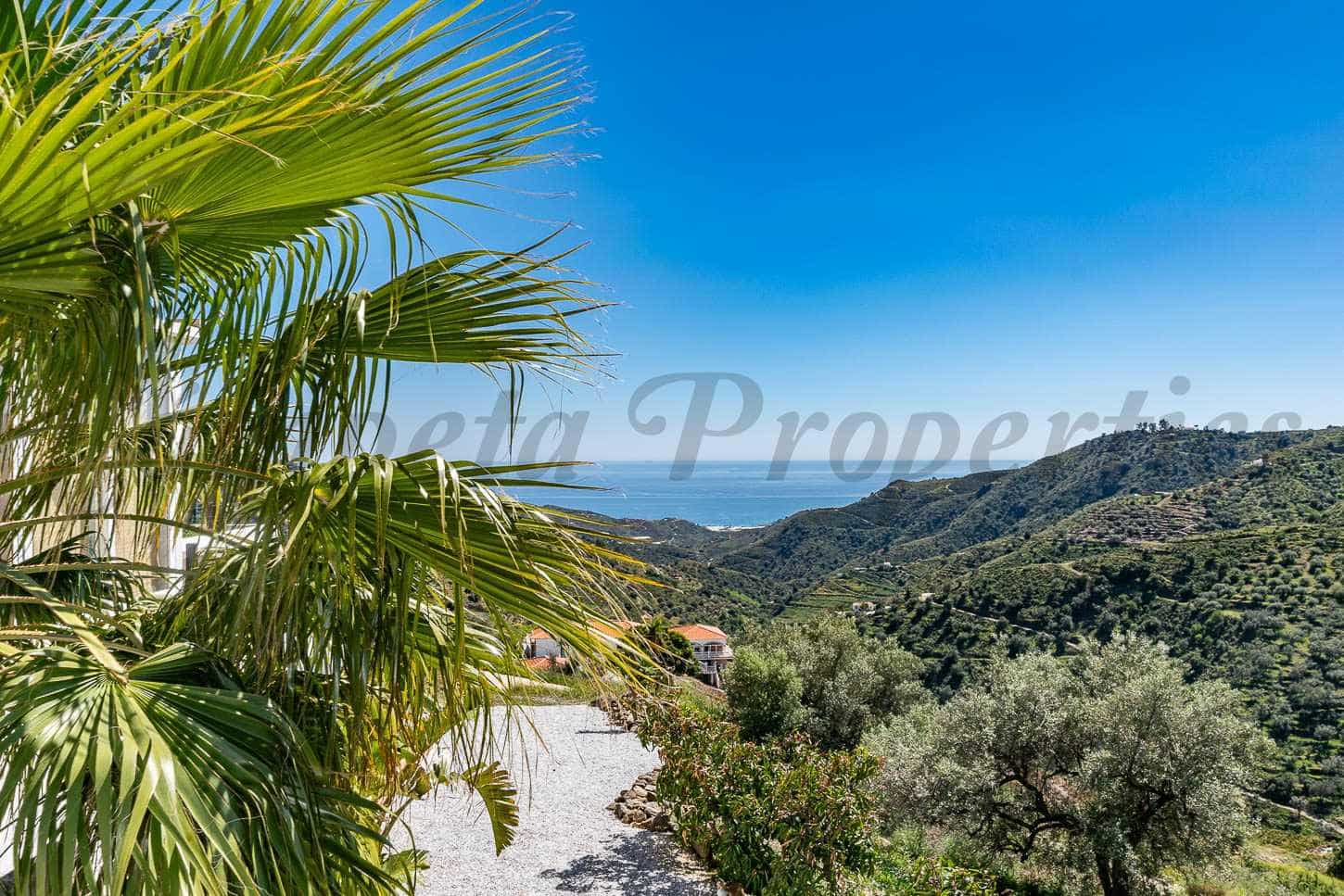 7 chambre Villa/Maison à vendre à Competa avec piscine garage - 1 285 000 € (Ref: 9787608)