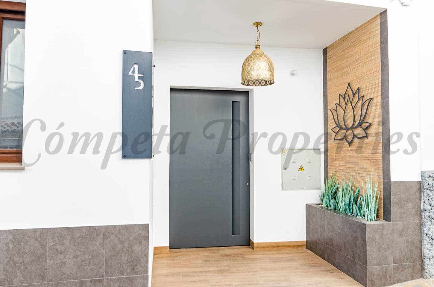 2 Zimmer Apartment zu vermieten in Competa - 975 € (Ref: 9788750)
