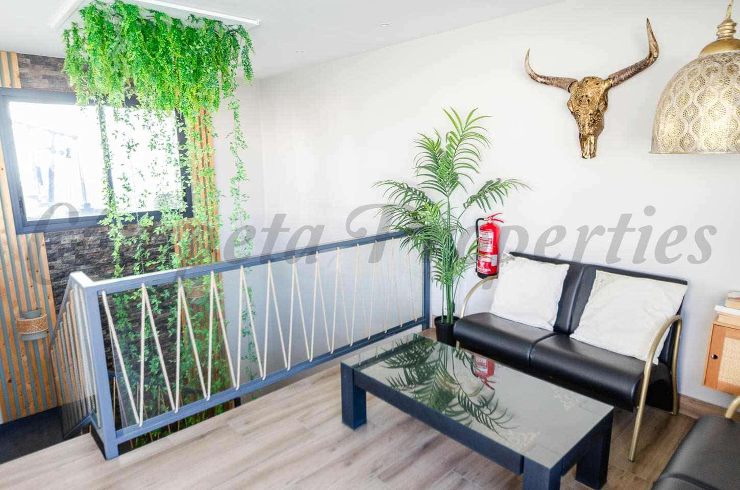 2 Zimmer Apartment zu vermieten in Competa - 975 € (Ref: 9788750)