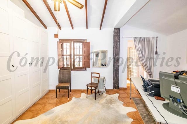 4 sovrum Finca/Hus på landet till salu i Torrox med pool garage - 475 000 € (Ref: 9793536)
