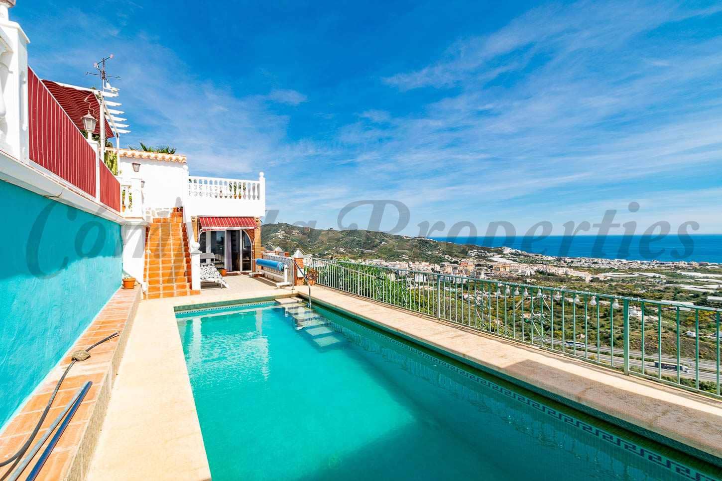 4 soverom Finca/Herregård til salgs i Torrox med svømmebasseng garasje - € 475 000 (Ref: 9793536)
