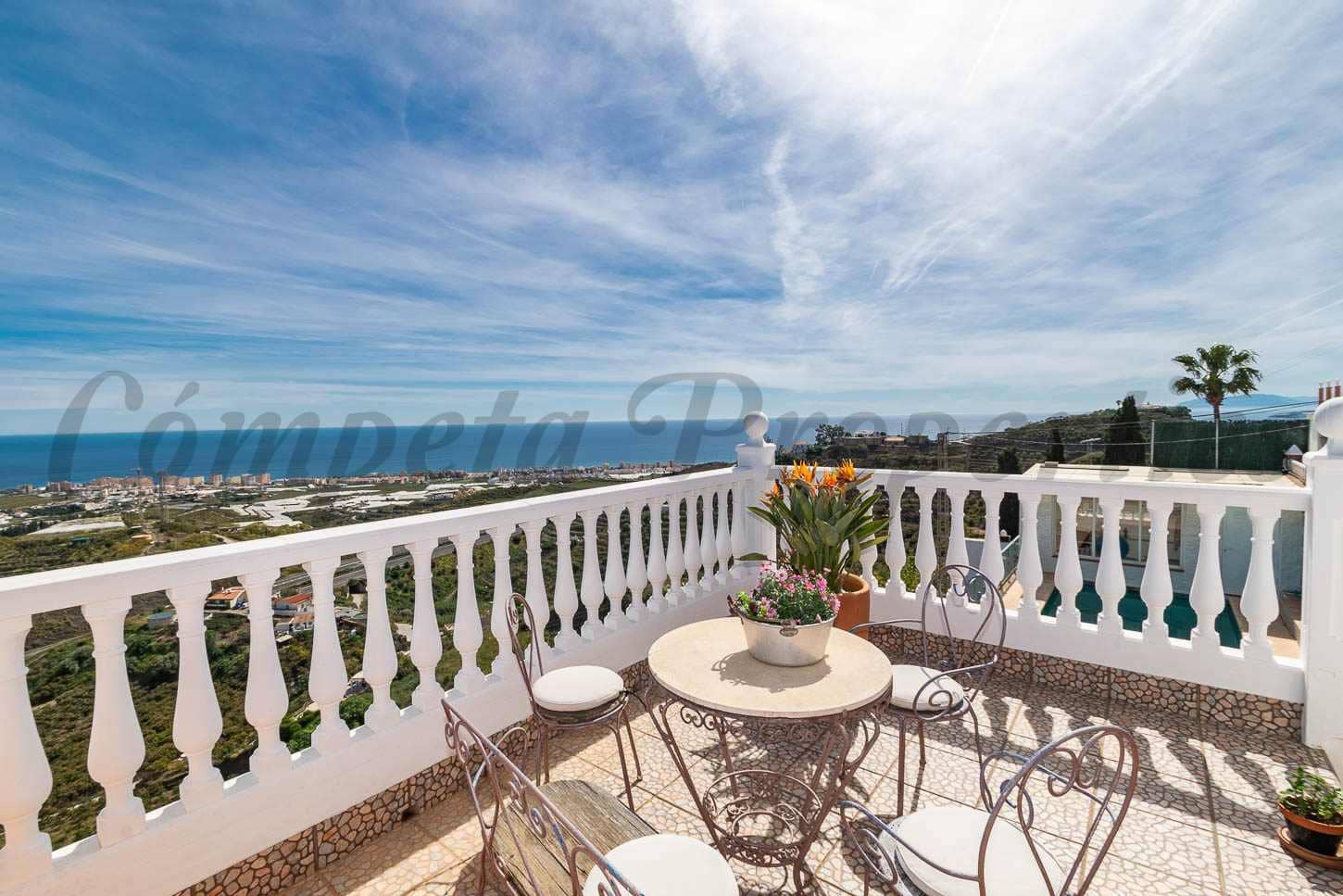 4 soverom Finca/Herregård til salgs i Torrox med svømmebasseng garasje - € 475 000 (Ref: 9793536)