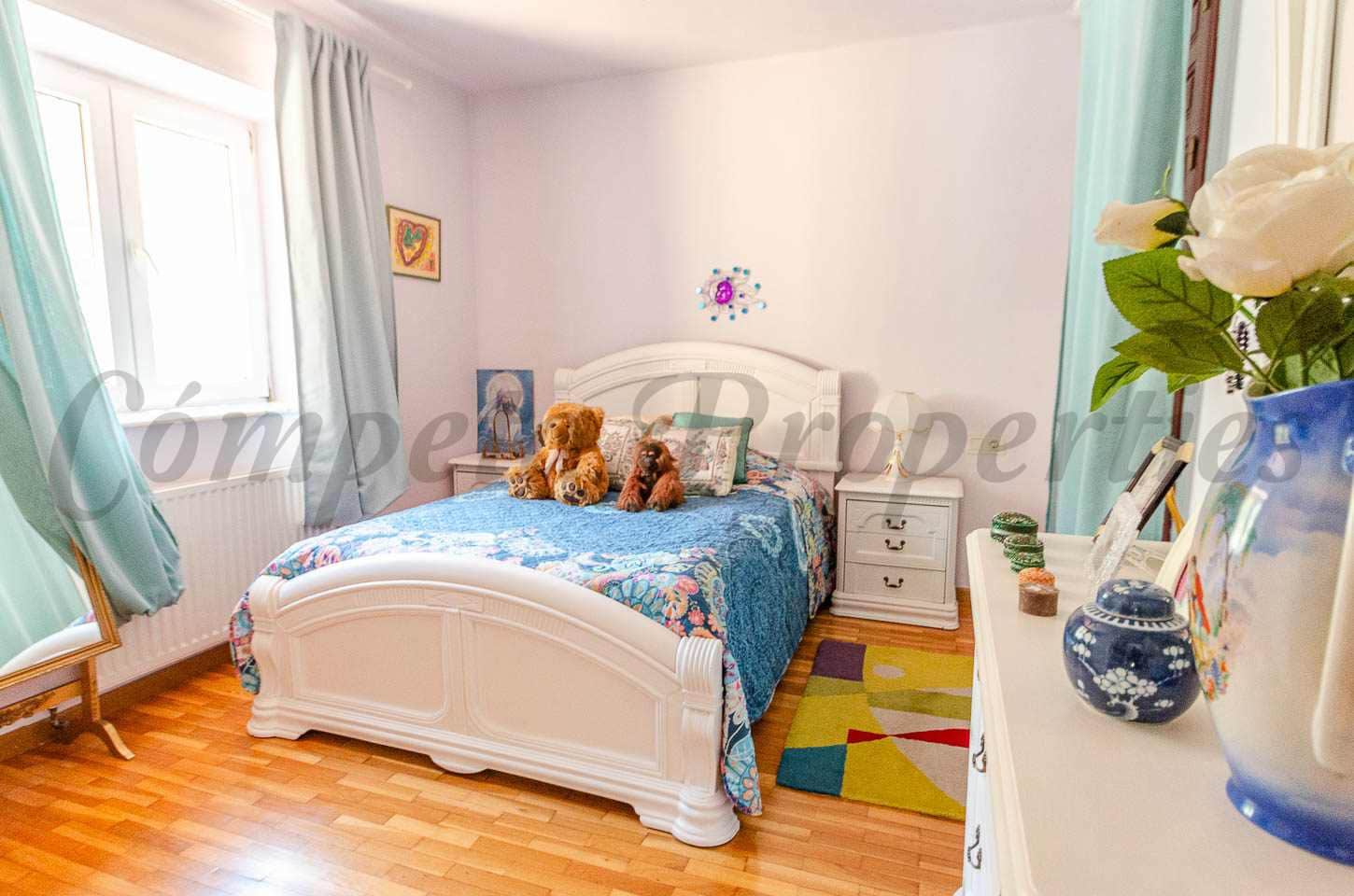 4 Zimmer Villa zu verkaufen in Competa mit Pool Garage - 599.000 € (Ref: 9795187)