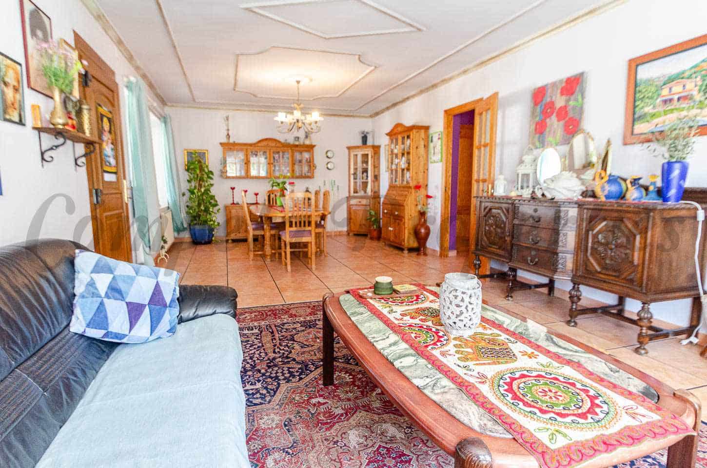 4 Zimmer Villa zu verkaufen in Competa mit Pool Garage - 599.000 € (Ref: 9795187)