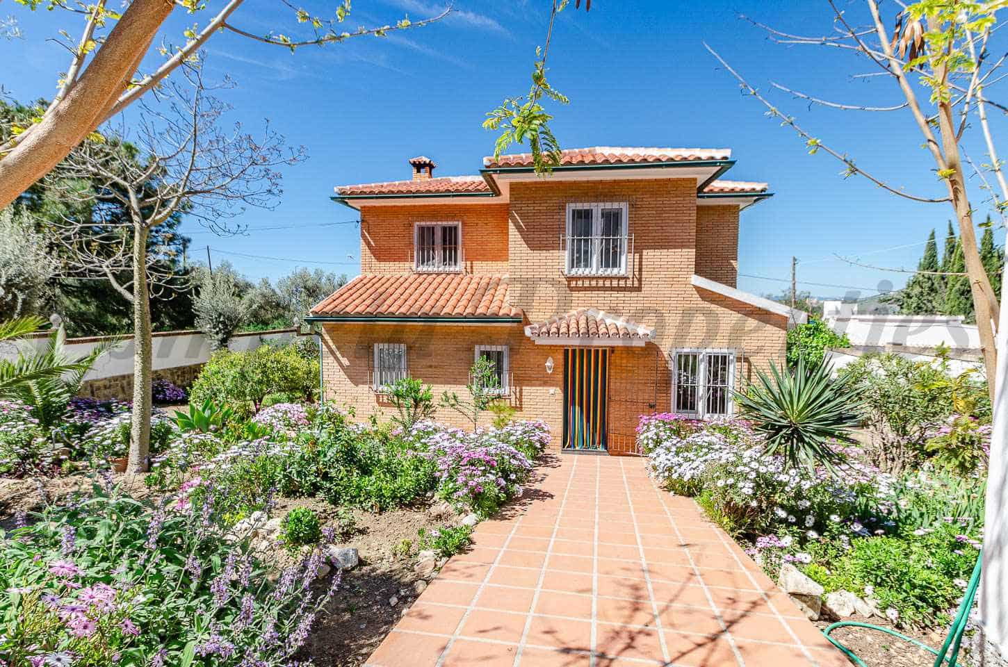 4 Zimmer Villa zu verkaufen in Competa mit Pool Garage - 599.000 € (Ref: 9795187)