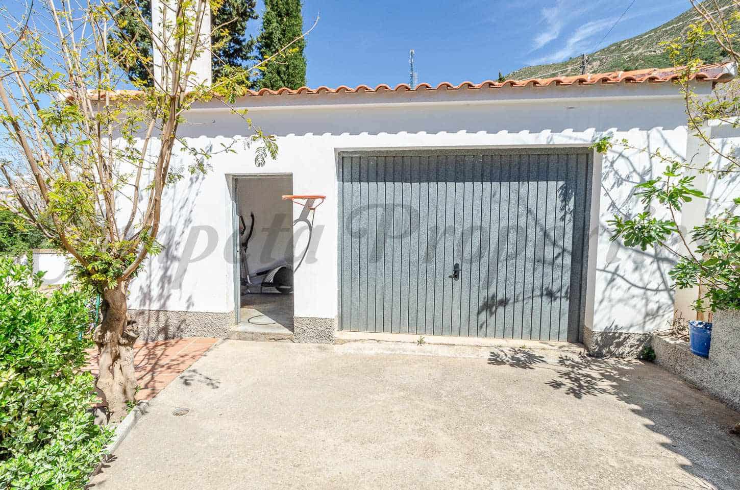 4 Zimmer Villa zu verkaufen in Competa mit Pool Garage - 599.000 € (Ref: 9795187)