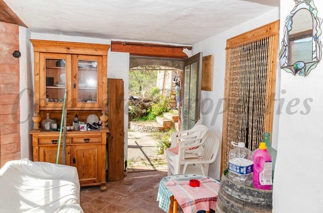 5 soveværelse Finca/Landehus til salg i Cómpeta - € 187.000 (Ref: 9795583)