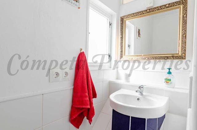 2 Zimmer Haus zu verkaufen in Salares - 87.500 € (Ref: 9799949)