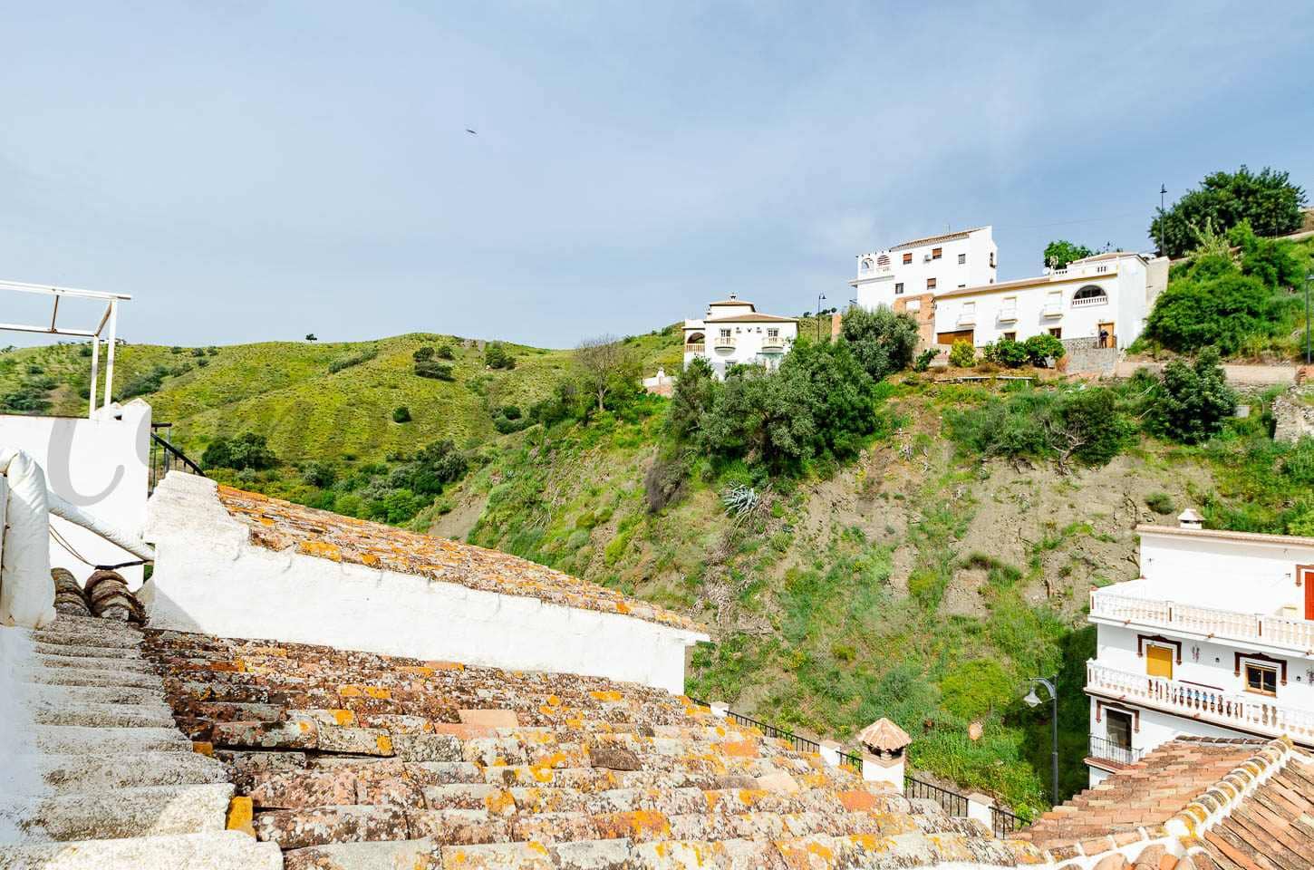 2 Zimmer Haus zu verkaufen in Salares - 87.500 € (Ref: 9799949)