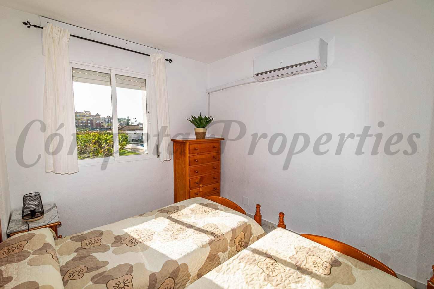 1 sypialnia Apartament do wynajęcia w Torrox-Costa z basenem - 850 € (Ref: 9803705)