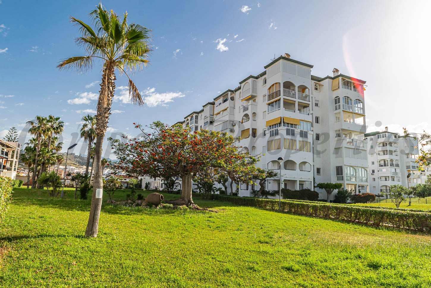 1 sypialnia Apartament do wynajęcia w Torrox-Costa z basenem - 850 € (Ref: 9803705)