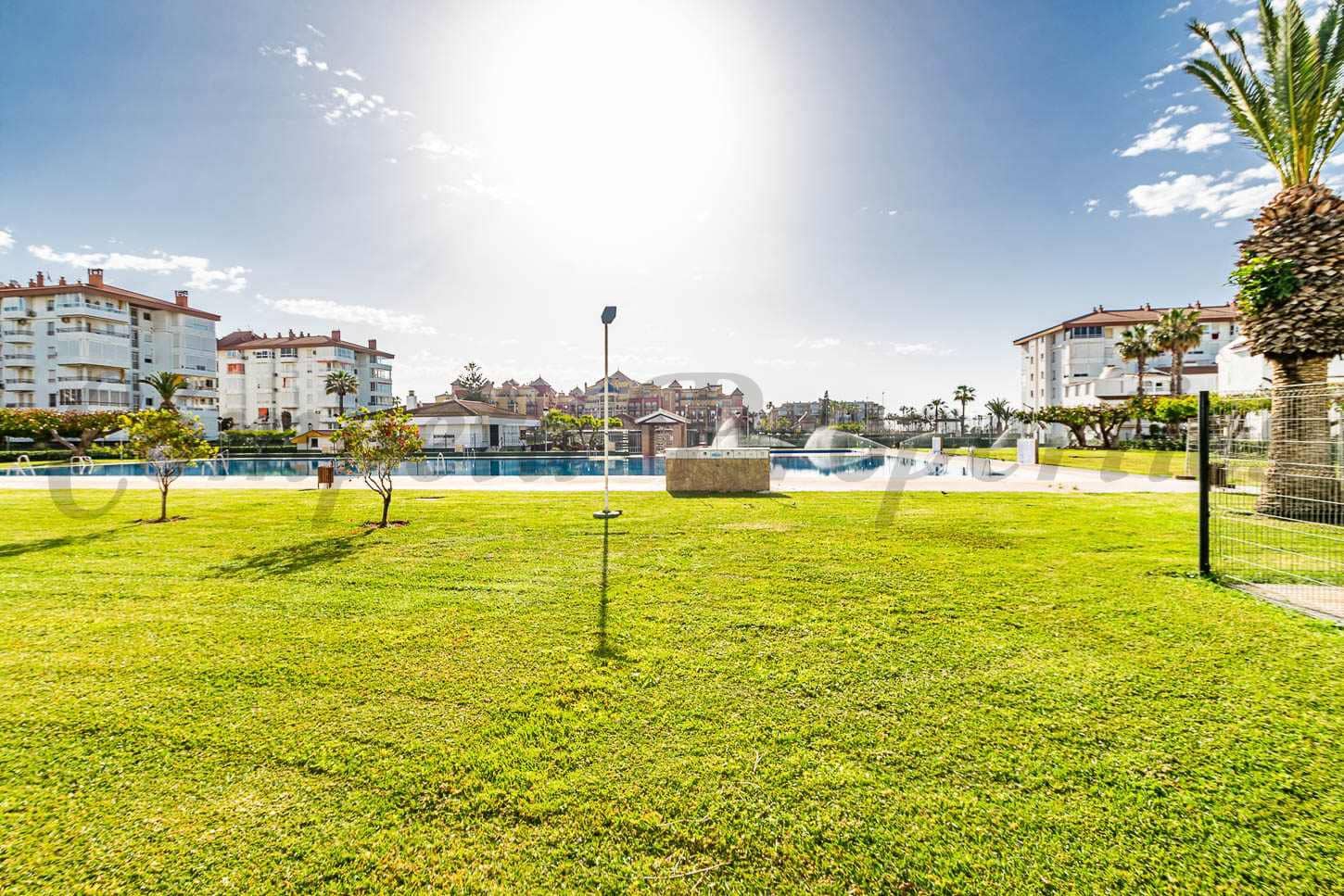 1 sypialnia Apartament do wynajęcia w Torrox-Costa z basenem - 850 € (Ref: 9803705)