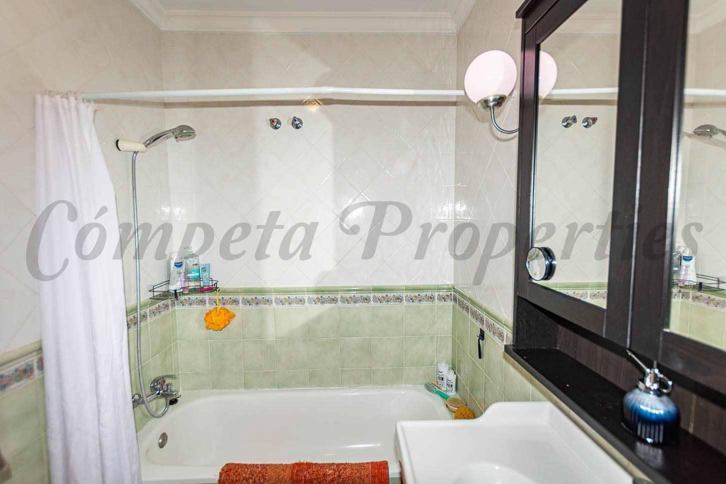 3 sypialnia Apartament na sprzedaż w Frigiliana - 265 000 € (Ref: 9806910)