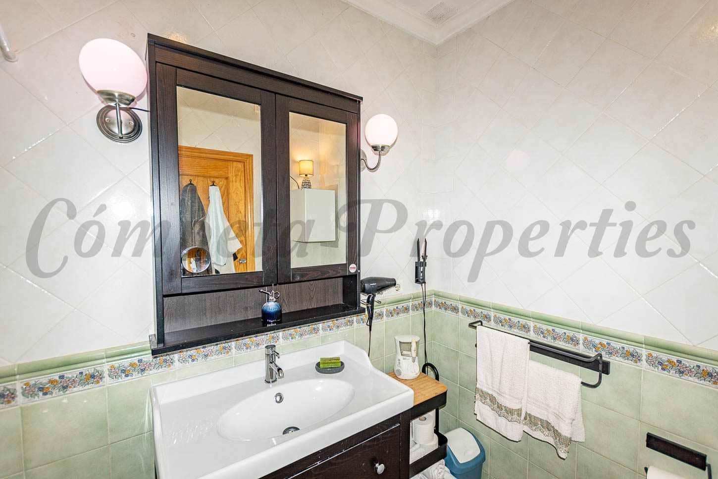 3 sypialnia Apartament na sprzedaż w Frigiliana - 265 000 € (Ref: 9806910)