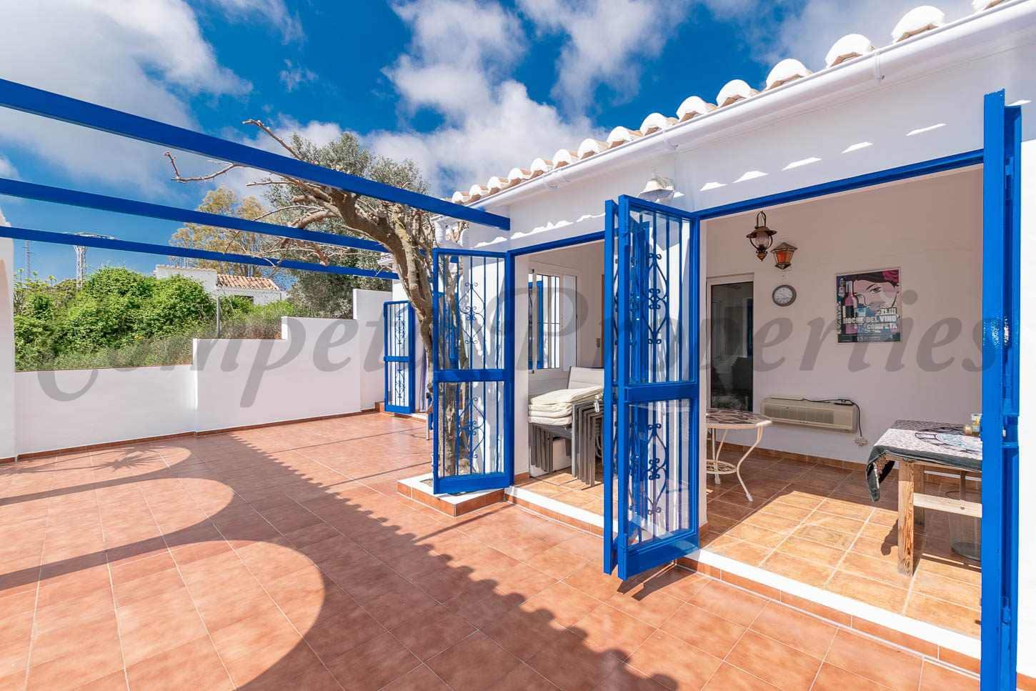 3 soverom Villa til salgs i Competa med svømmebasseng - € 325 000 (Ref: 9815183)