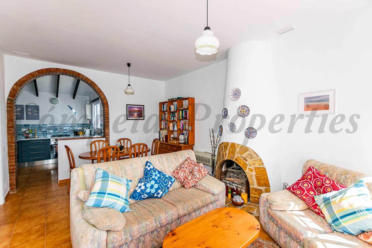 3 soverom Villa til salgs i Competa med svømmebasseng - € 325 000 (Ref: 9815183)