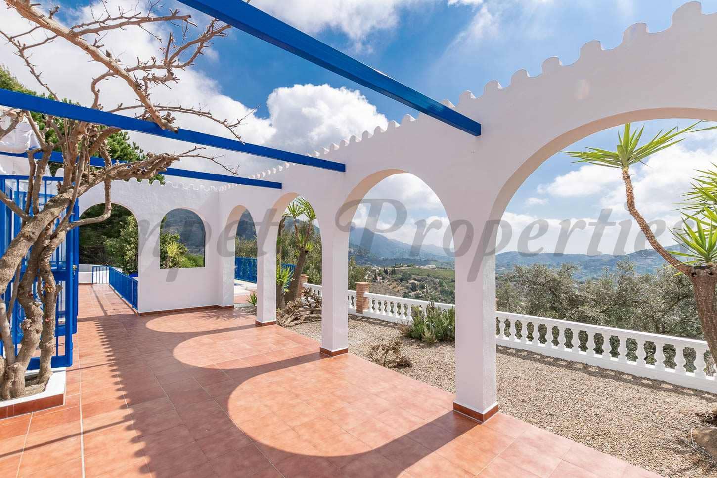 3 soverom Villa til salgs i Competa med svømmebasseng - € 325 000 (Ref: 9815183)