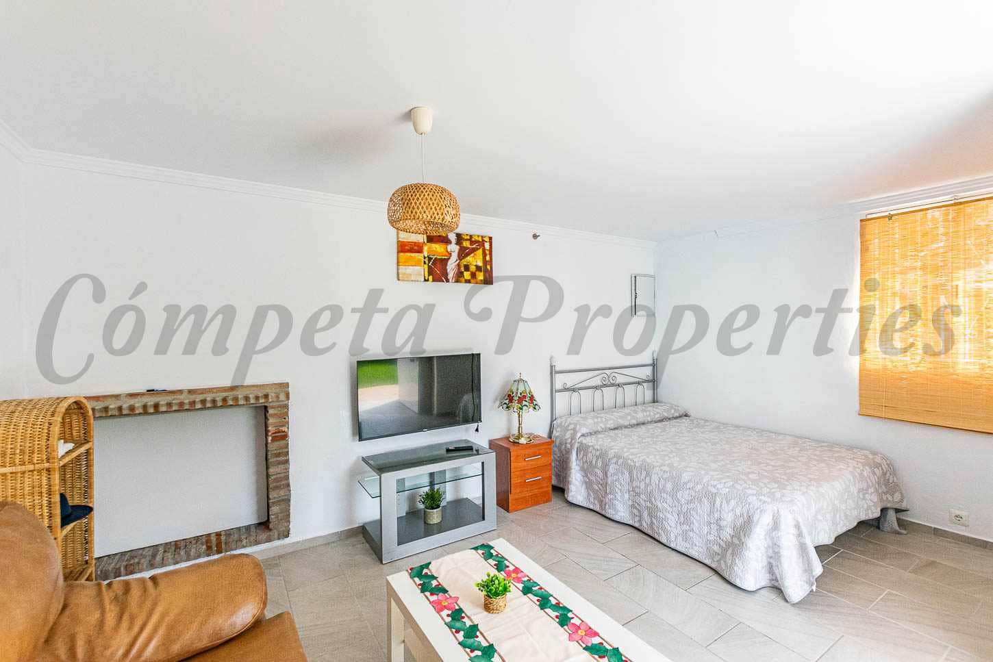 3 slaapkamer Villa te huur in Algarrobo met zwembad - € 1.500 (Ref: 9816469)