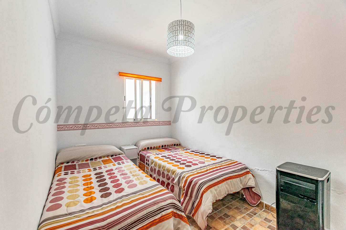 3 slaapkamer Villa te huur in Algarrobo met zwembad - € 1.500 (Ref: 9816469)