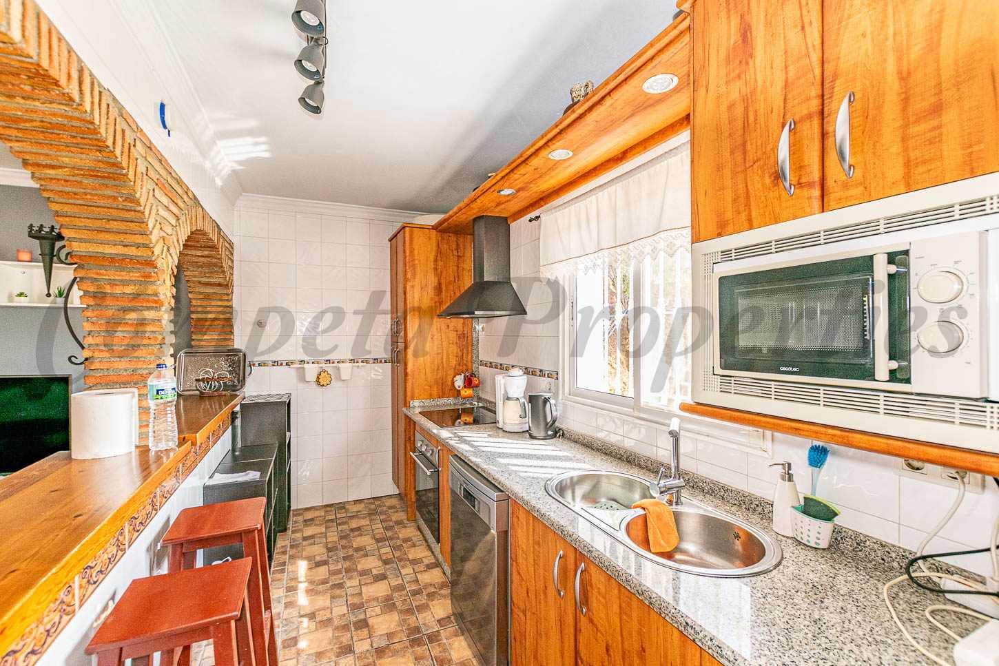 3 slaapkamer Villa te huur in Algarrobo met zwembad - € 1.500 (Ref: 9816469)