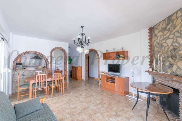 3 soverom Villa til salgs i Cómpeta med svømmebasseng - € 325 000 (Ref: 9818444)
