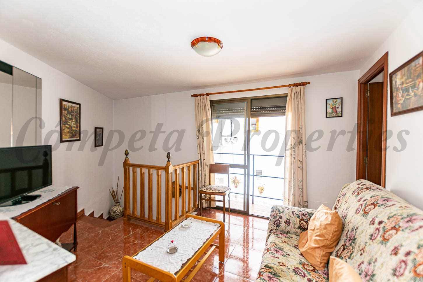 3 soveværelse Byhus til salg i Competa - € 165.000 (Ref: 9820772)