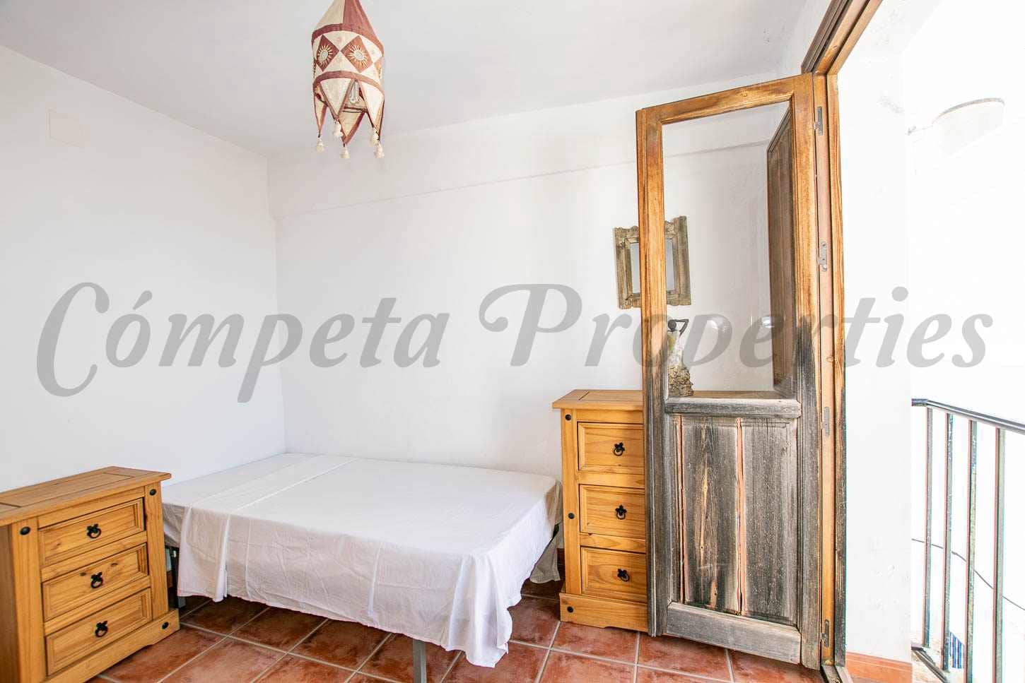 2 quarto Casa em Banda para venda em Competa - 110 000 € (Ref: 9827985)