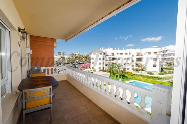Apartamento de 2 habitaciones en El Peñoncillo, Torrox en venta con piscina - 245.000 € (Ref: 9832838)