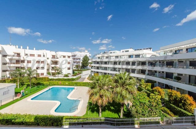 Apartamento de 2 habitaciones en El Peñoncillo, Torrox en venta con piscina - 245.000 € (Ref: 9832838)