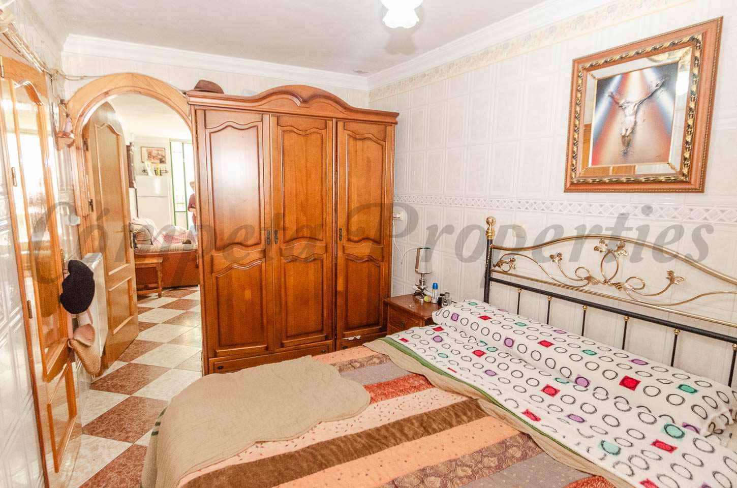 5 soveværelse Byhus til salg i Competa - € 157.000 (Ref: 9855923)