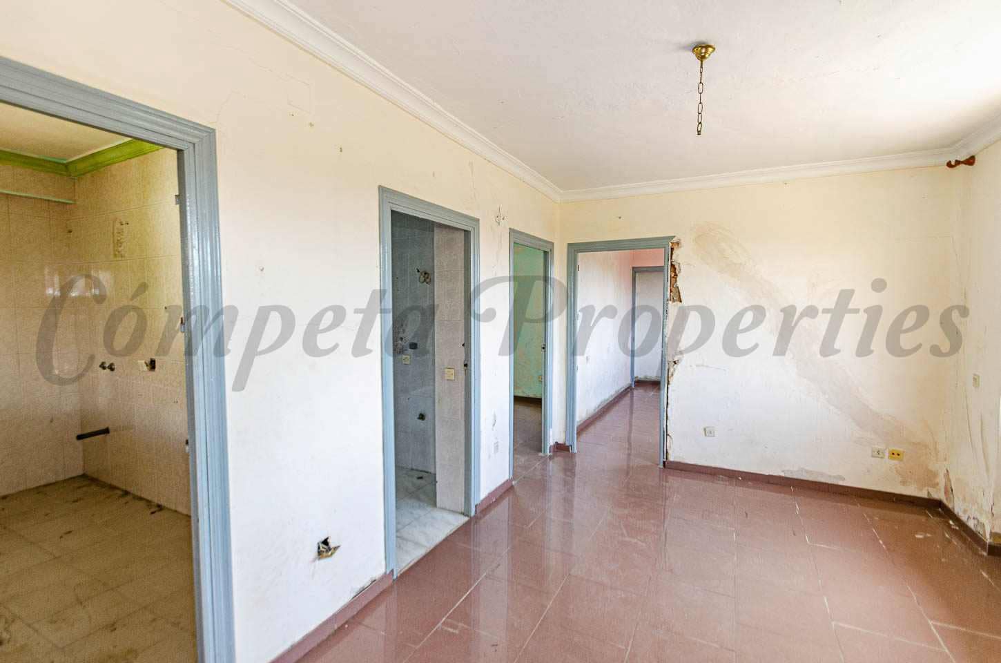 2 Zimmer Haus zu verkaufen in Competa mit Garage - 179.000 € (Ref: 9856087)