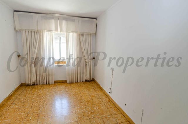 4 soverom Hus til salgs i Cómpeta - € 170 000 (Ref: 9865886)