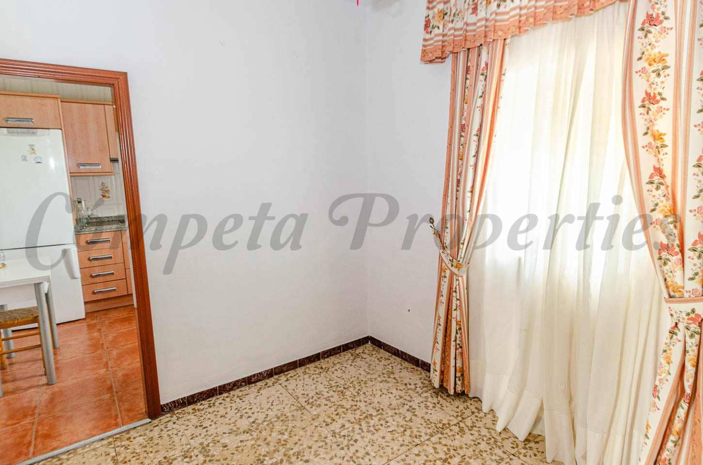 4 soverom Hus til salgs i Competa - € 170 000 (Ref: 9865886)