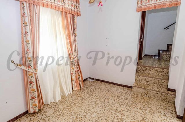 4 soverom Hus til salgs i Cómpeta - € 170 000 (Ref: 9865886)