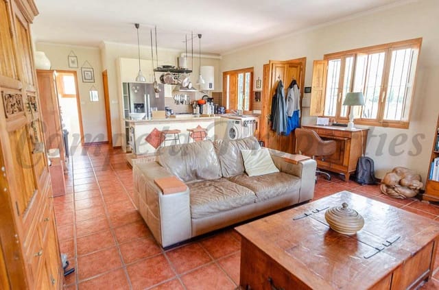 1 chambre Finca/Maison de Campagne à vendre à Casabermeja avec garage - 235 000 € (Ref: 9869507)