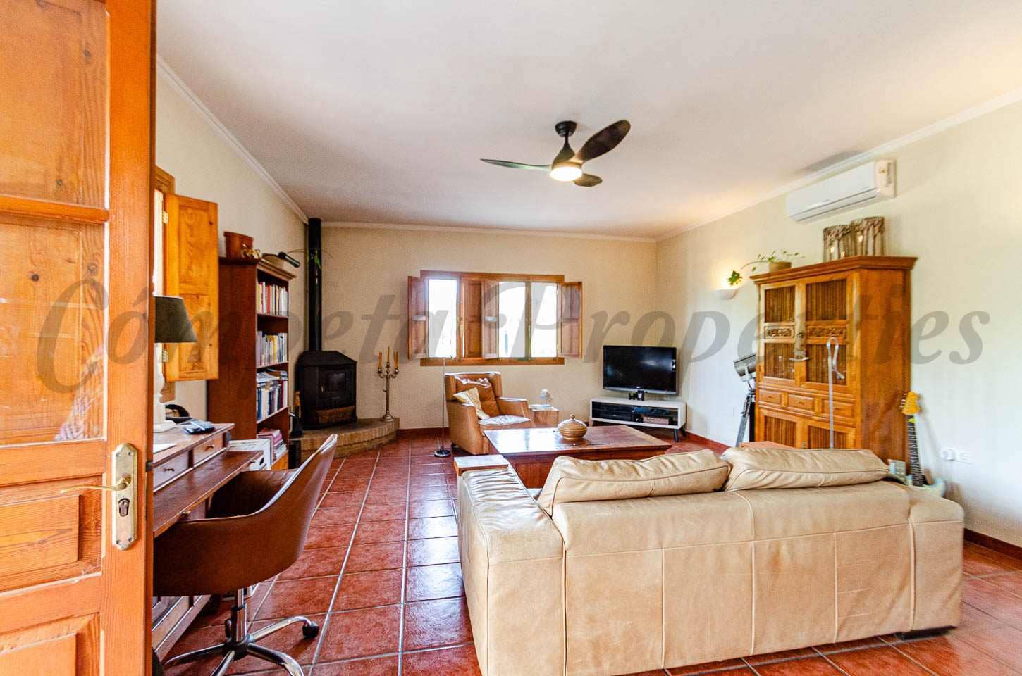 1 chambre Finca/Maison de Campagne à vendre à Casabermeja avec garage - 235 000 € (Ref: 9869507)