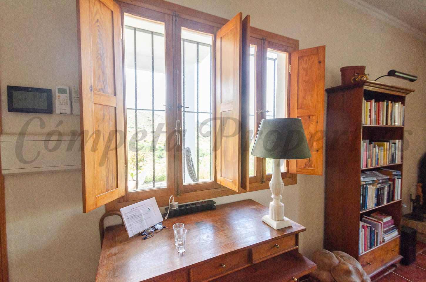 1 chambre Finca/Maison de Campagne à vendre à Casabermeja avec garage - 235 000 € (Ref: 9869507)