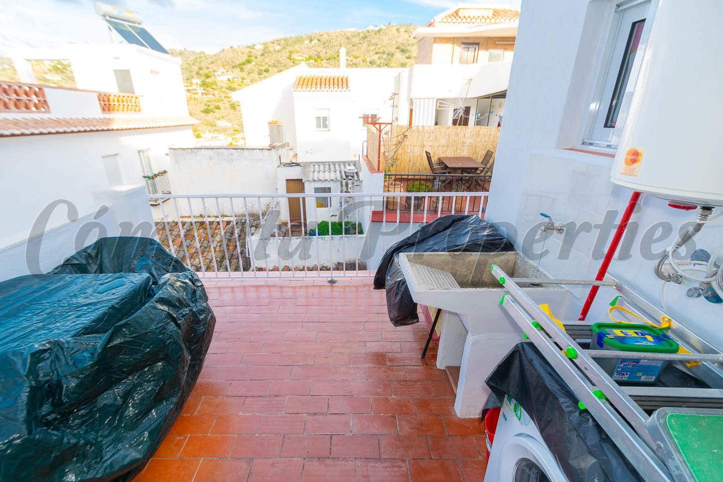 1 bedroom Townhouse for rent in Torrox - € 650 (Ref: 9869508)