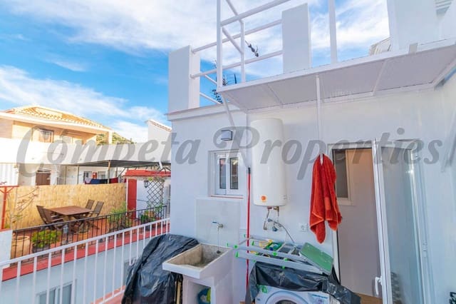 1 bedroom Townhouse for rent in Torrox - € 650 (Ref: 9869508)