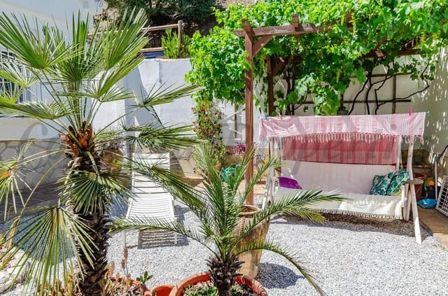 2 bedroom Finca/Country House for sale in Cómpeta with garage - € 349,000 (Ref: 9869510)