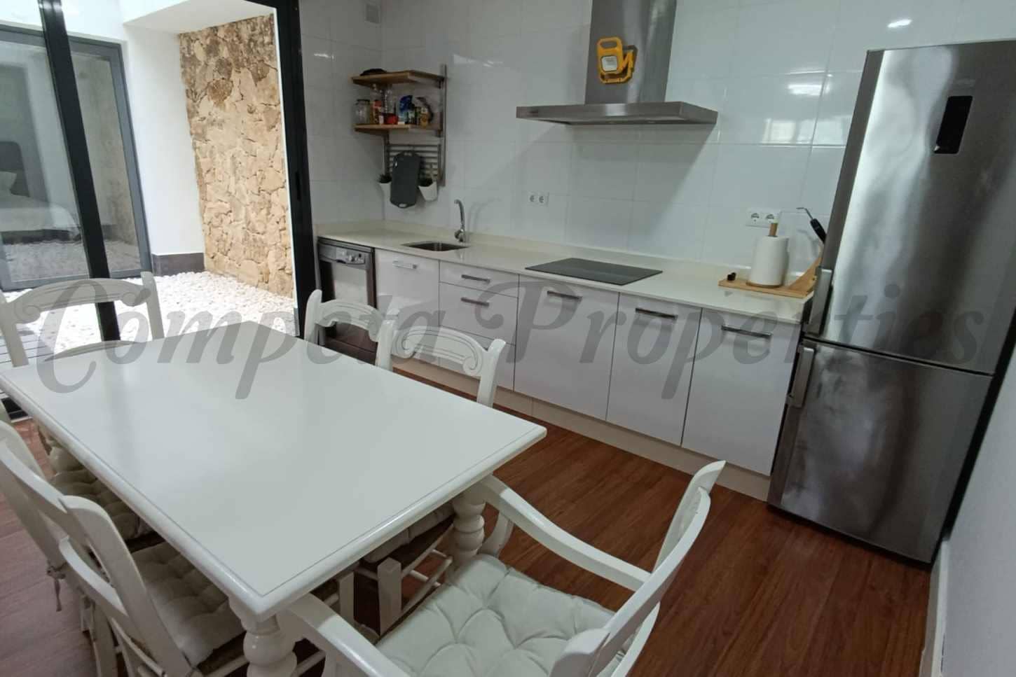 4 Zimmer Haus zu verkaufen in Nerja mit Pool Garage - 780.000 € (Ref: 9869595)