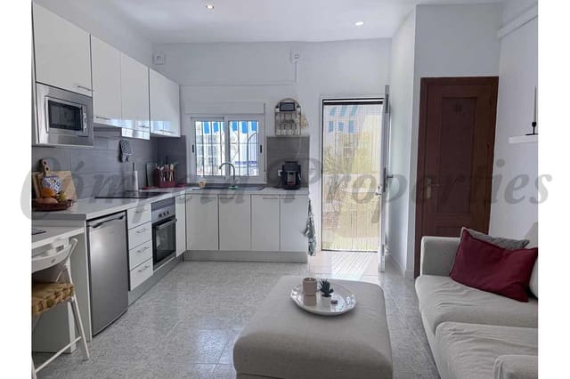 1 chambre Studio à vendre à Nerja avec piscine garage - 190 000 € (Ref: 9885211)