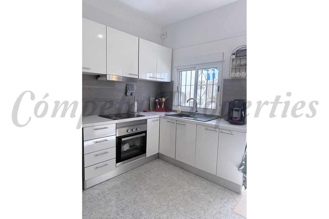 1 chambre Studio à vendre à Nerja avec piscine garage - 190 000 € (Ref: 9885211)