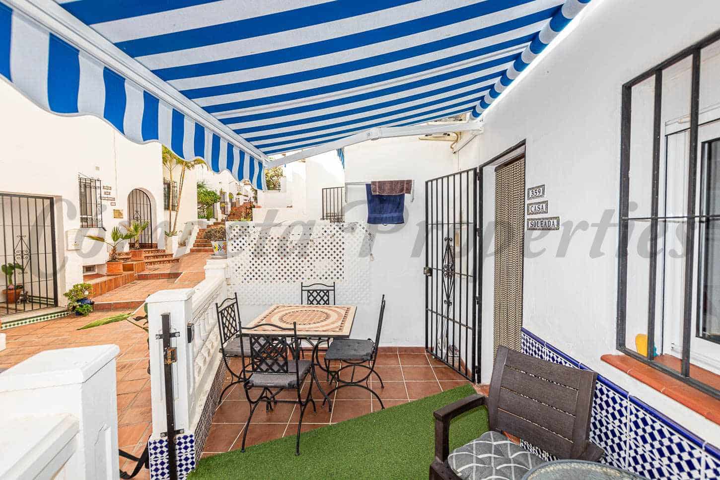 1 soverom Studio til salgs i Nerja med svømmebasseng garasje - € 185 000 (Ref: 9885211)