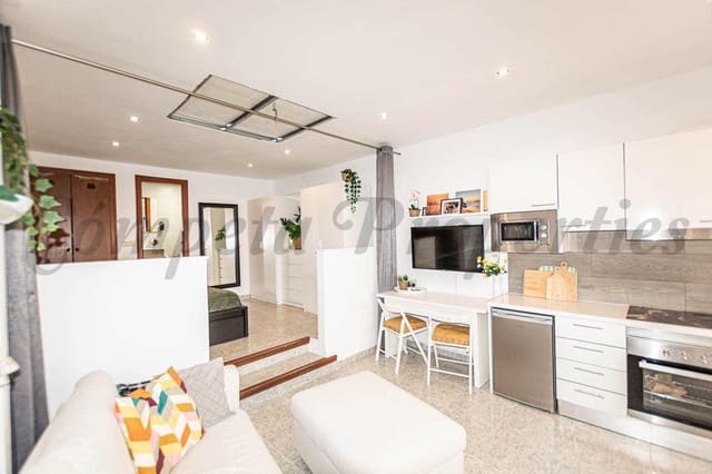 1 soverom Studio til salgs i Nerja med svømmebasseng garasje - € 185 000 (Ref: 9885211)