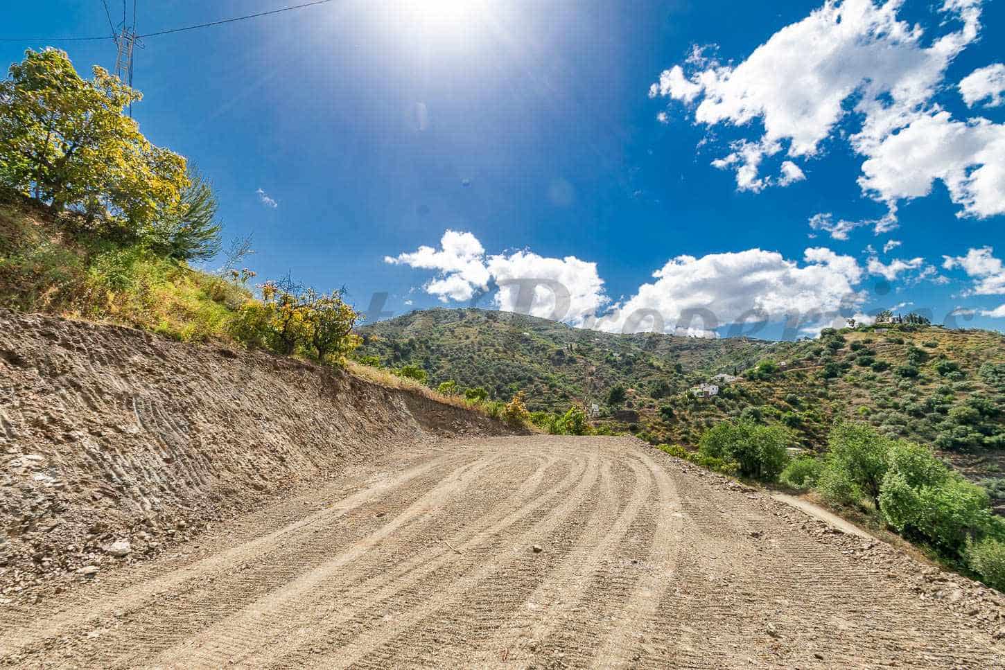 Finca/Casa Rural en Torrox en venta con piscina - 127.500 € (Ref: 9891127)