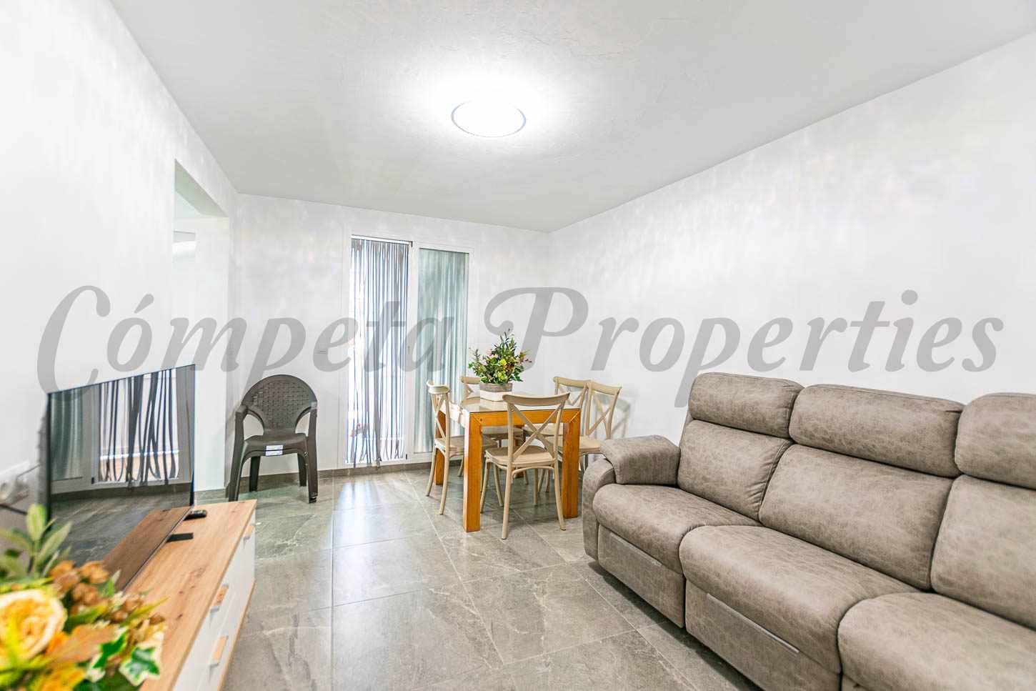 2 quarto Casa em Banda para arrendar em Corumbela - 500 € (Ref: 9892665)